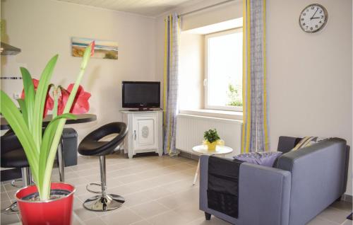 Stunning home in Goudelin with 1 Bedrooms and WiFi