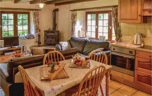 Stunning home in Guern with 1 Bedrooms and WiFi