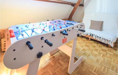 Stunning home in Haudricourt Aubois with 4 Bedrooms and WiFi