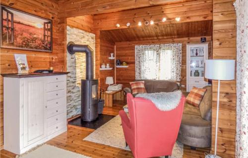 Stunning home in Hayingen with Sauna and 3 Bedrooms