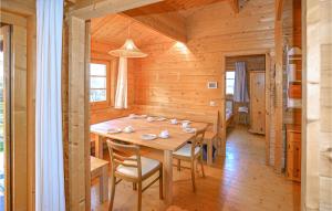 Stunning home in Hayingen with Sauna and 3 Bedrooms