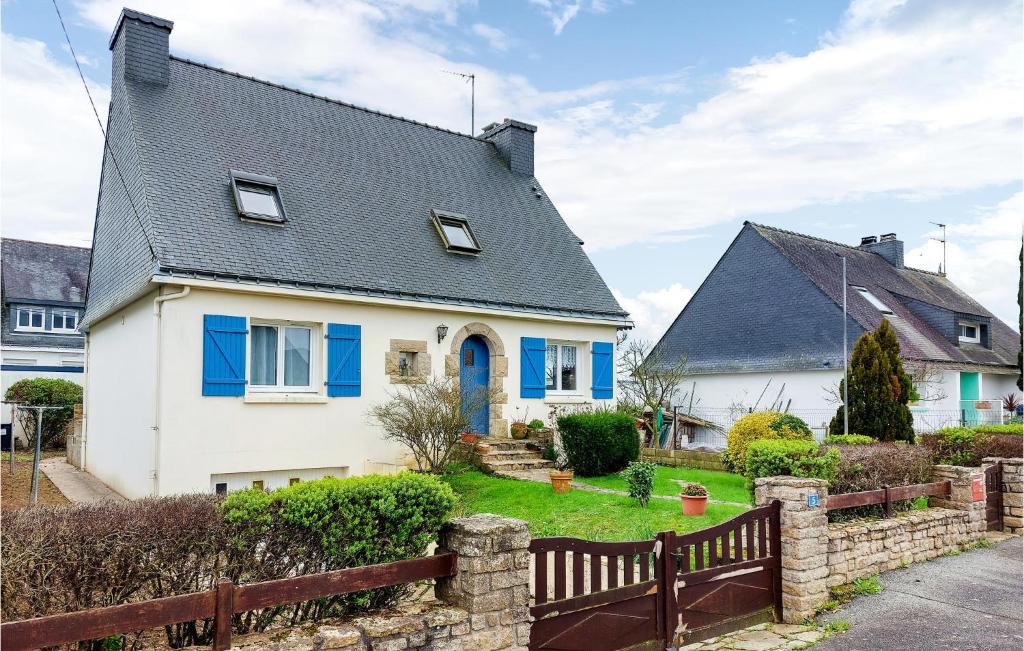 Maison de vacances Stunning home in Hennebont with WiFi and 4 Bedrooms  56700 Hennebont