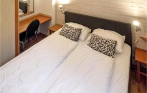 Stunning home in Kirchheim-Hessen with 3 Bedrooms and WiFi