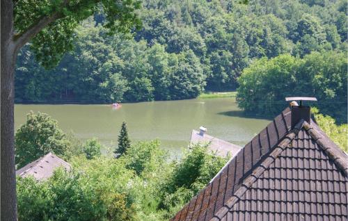 Stunning home in Kirchheim with 3 Bedrooms and WiFi