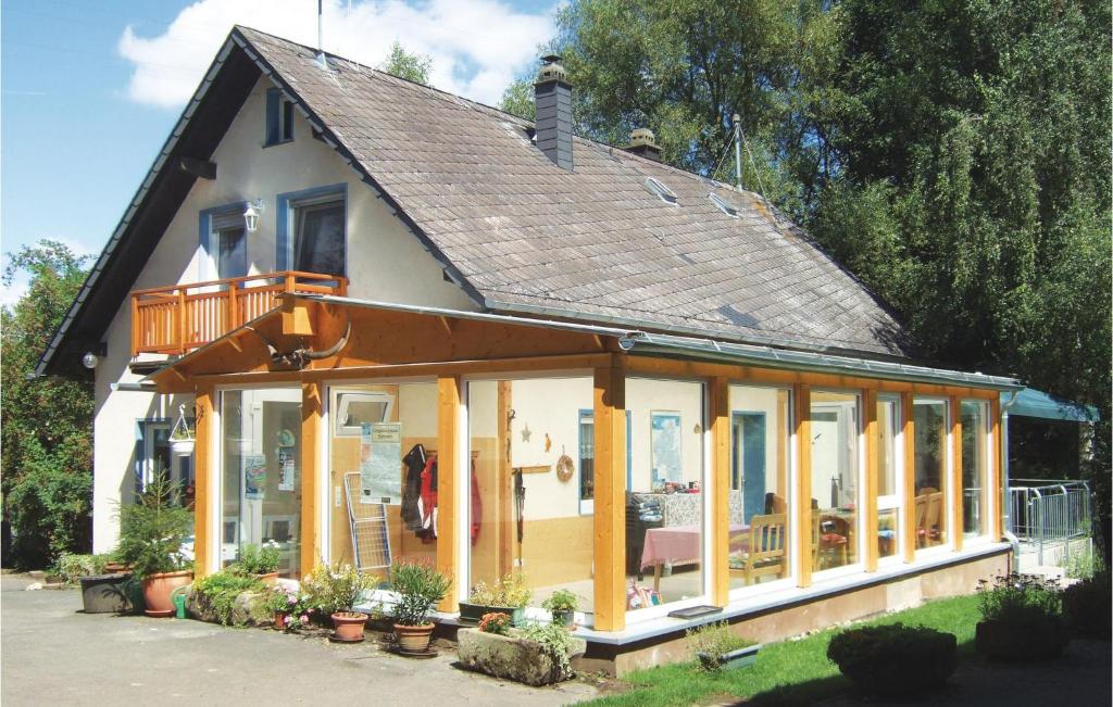 Stunning home in Kmbdchen with 5 Bedrooms and WiFi , 55471 Kümbdchen