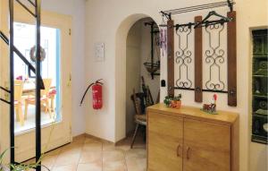 Stunning home in Kmbdchen with 5 Bedrooms and WiFi