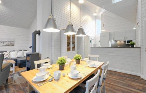 Stunning home in Krems II-Warderbrck with 3 Bedrooms and Sauna