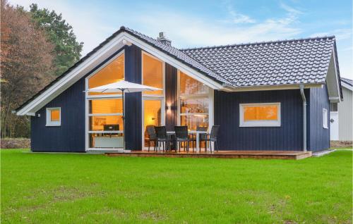 Stunning home in Krems II-Warderbrck with 3 Bedrooms and Sauna