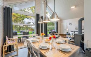Stunning home in Krems II-Warderbrck with 3 Bedrooms and Sauna