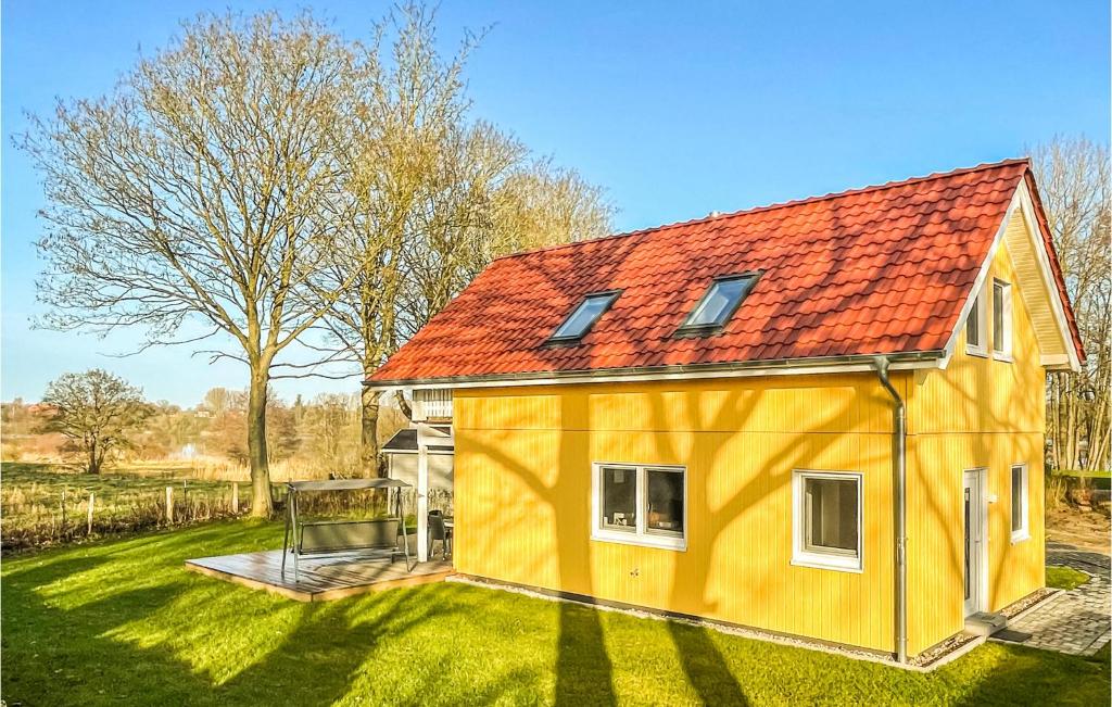 Maison de vacances Stunning home in Krems II-Warderbrck with Sauna, WiFi and 3 Bedrooms  23827 Göls