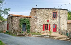 Maison de vacances Stunning home in La Bruffire with WiFi and 2 Bedrooms  85530 La Bruffière Pays de la Loire