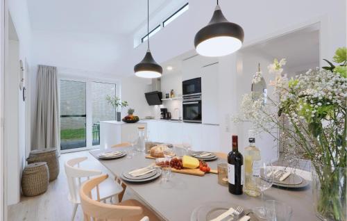 Stunning home in Lembruch-Dmmer See with 3 Bedrooms, Sauna and WiFi