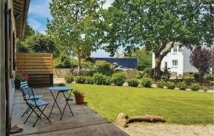 Stunning home in Locronan with 2 Bedrooms and WiFi