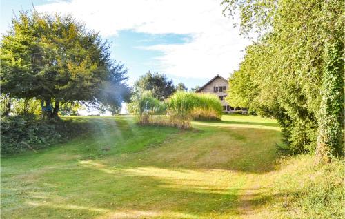 Stunning home in Loisia with Outdoor swimming pool, WiFi and Private swimming pool