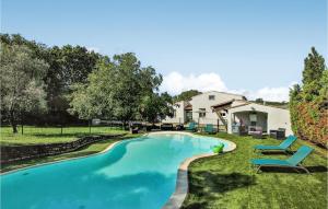 Stunning home in Malataverne with Outdoor swimming pool, 7 Bedrooms and WiFi