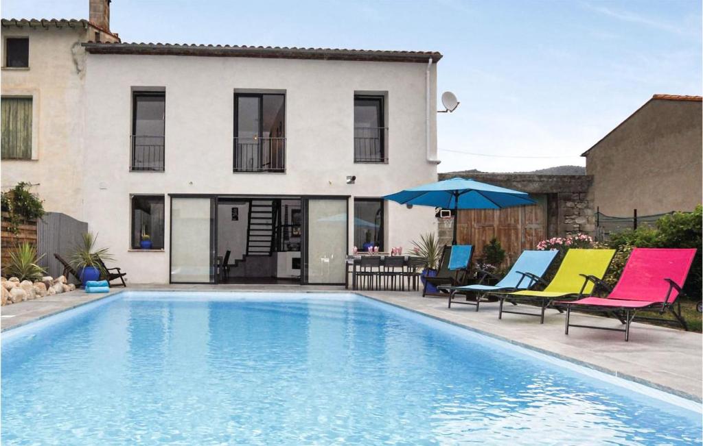 Maison de vacances Stunning home in Marquixanes with 3 Bedrooms, WiFi and Outdoor swimming pool  66320 Marquixanes