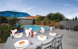 Stunning home in Marquixanes with 3 Bedrooms, WiFi and Outdoor swimming pool
