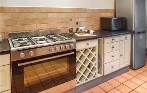 Stunning home in Merleac with 3 Bedrooms