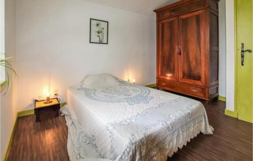 Stunning home in Montoison with WiFi and 3 Bedrooms