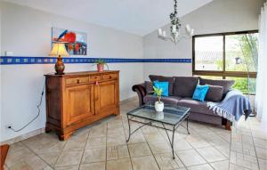 Stunning home in Montoison with WiFi and 3 Bedrooms