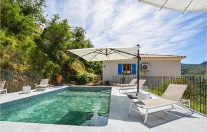 Maison de vacances Stunning home in Nessa with WiFi, Outdoor swimming pool and Heated swimming pool  20225 Nessa Corse