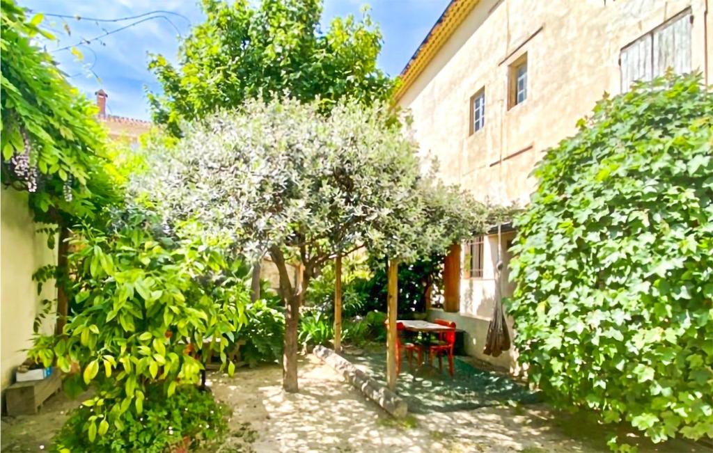 Maison de vacances Stunning home in Nyons with 3 Bedrooms and WiFi  26110 Nyons