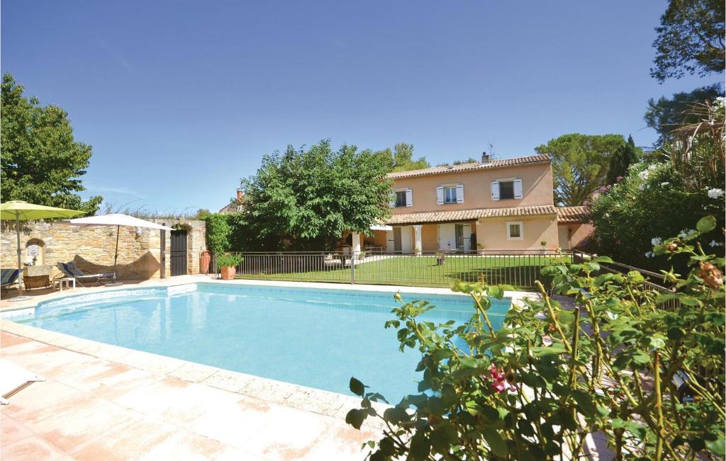 Maison de vacances Stunning home in Orange with 3 Bedrooms, WiFi and Outdoor swimming pool  84100 Orange