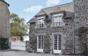 Stunning home in Plancot with 3 Bedrooms and WiFi