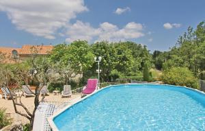 Stunning home in Puy Saint Martin with WiFi, Private swimming pool and Outdoor swimming pool