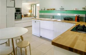 Stunning home in Romegoux with 5 Bedrooms, WiFi and Private swimming pool