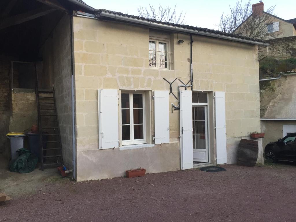 Stunning home in Roquebrun with 2 Bedrooms and WiFi