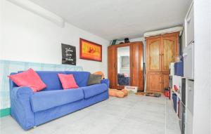 Stunning home in Saint-Jeannet with WiFi and 2 Bedrooms