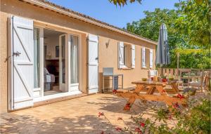 Stunning home in Salernes with WiFi, 3 Bedrooms and Outdoor swimming pool
