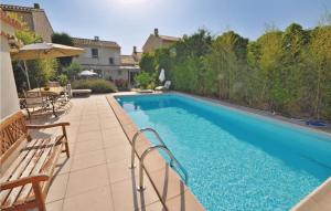 Stunning home in Sanary sur Mer with 4 Bedrooms, WiFi and Private swimming pool