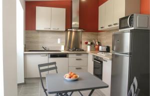 Maison de vacances Stunning home in St Etienne de Boulogne with 2 Bedrooms and WiFi  07200 Saint-Étienne-de-Boulogne Rhône-Alpes