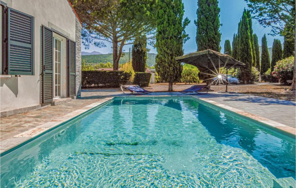 Stunning home in St Florent with 5 Bedrooms, WiFi and Outdoor swimming pool , 20217 Saint-Florent