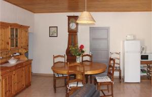 Stunning home in St, Julien de Peyrolas with 3 Bedrooms, WiFi and Private swimming pool