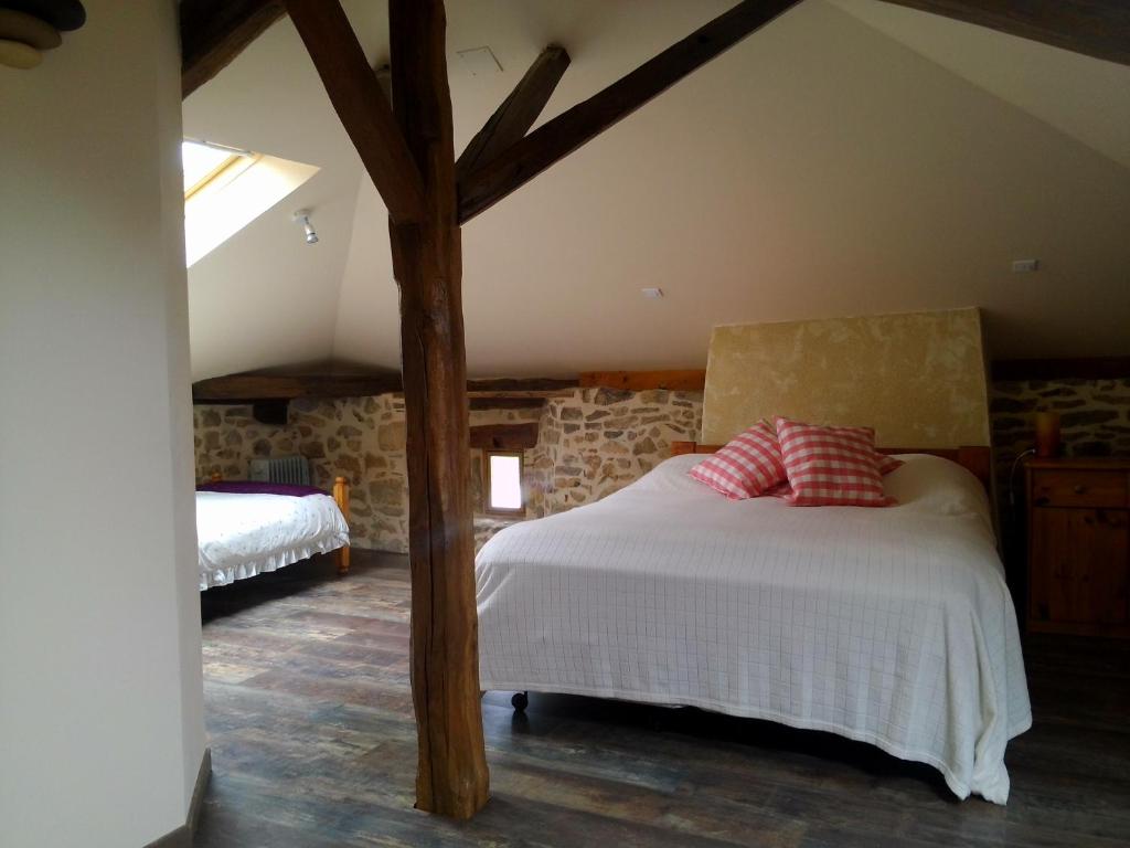 Stunning home in St Paul de Vence with 4 Bedrooms, WiFi and Private swimming pool