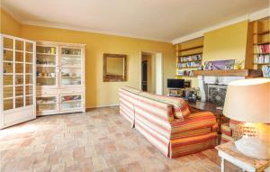 Stunning home in St Paul de Vence with 4 Bedrooms, WiFi and Private swimming pool