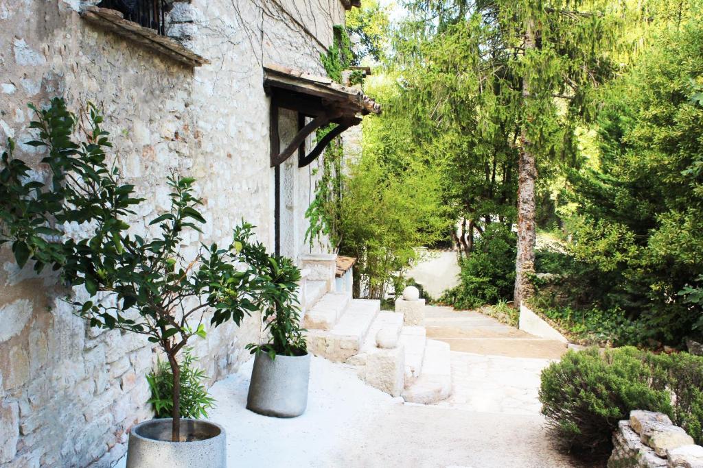 Stunning home in St, Pierre Langers with 2 Bedrooms and WiFi