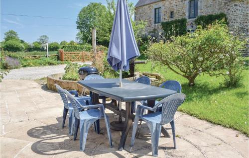 Stunning home in St, Pierre Langers with 2 Bedrooms and WiFi