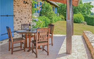 Stunning home in St, Priest La Fougeres with 3 Bedrooms, Private swimming pool and Outdoor swimming pool