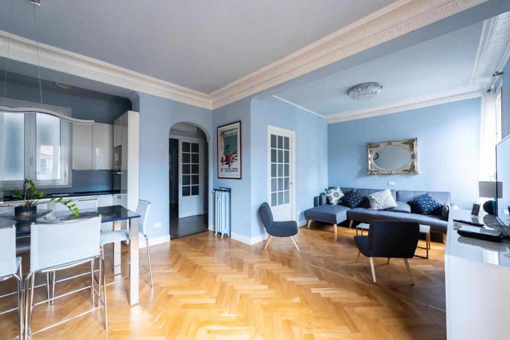 Stunning home in Terrasspn-Lavilledieu with 3 Bedrooms, WiFi and Outdoor swimming pool