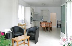 Stunning home in Trvou Treguignec with 3 Bedrooms and WiFi