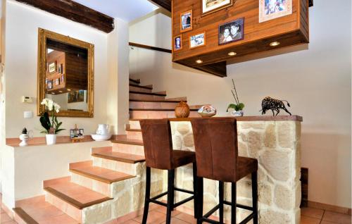 Stunning home in Vauvert with 3 Bedrooms, WiFi and Outdoor swimming pool
