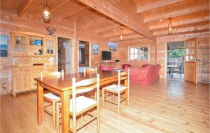 Stunning home in VENTISERI with Outdoor swimming pool, 2 Bedrooms and WiFi