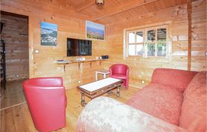Stunning home in VENTISERI with Outdoor swimming pool, 2 Bedrooms and WiFi