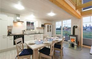 Stunning home in Zerpenschleuse with 2 Bedrooms and WiFi