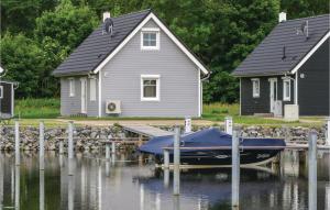Stunning home in Zerpenschleuse with 2 Bedrooms and WiFi