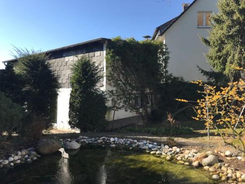 Stylisches Haus mit Garten in zentraler Lage